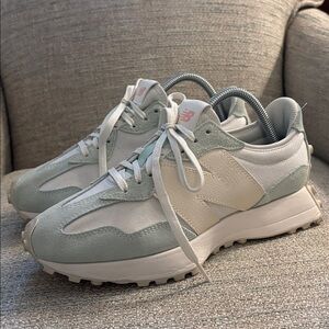 New Balance & CALIA 327 Classic Sneaker Shoes White Mint Green Women’s size 9